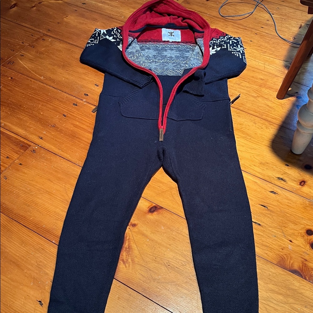 Onepiece Red and Blue Marius Patterned Onesie by famous Swedish brand. Wool. - Picture 5 of 6